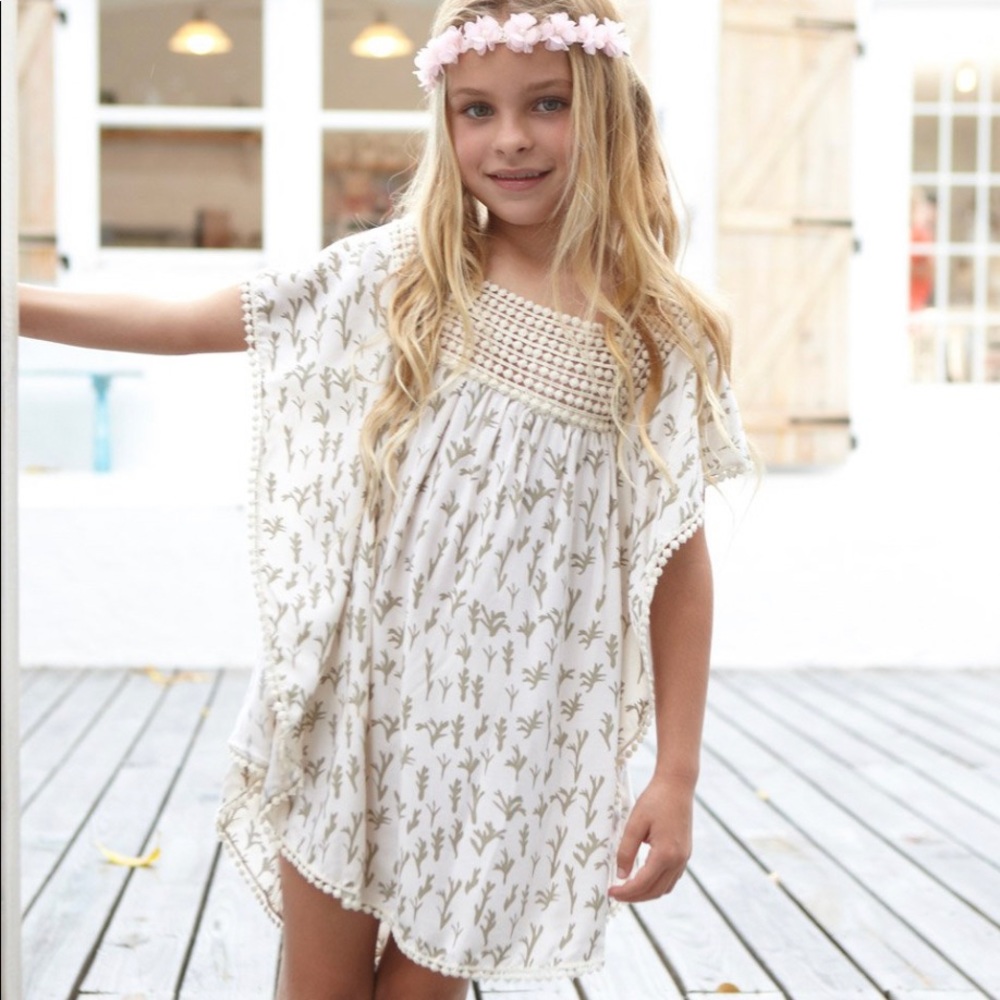 NWT Girls Skemo Coral Crochet Dress in Camel size M